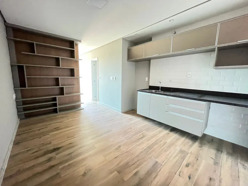 Foto 1 de Apartamento com 1 Quarto para alugar, 33m² em Cascatinha, Juiz de Fora