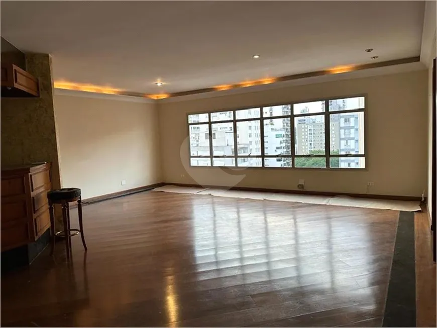 Foto 1 de Apartamento com 3 Quartos à venda, 175m² em Jardim América, São Paulo