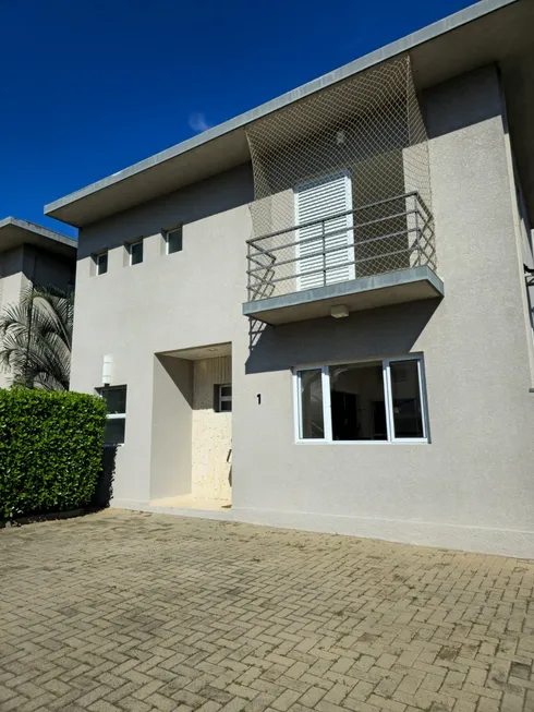 Foto 1 de Casa de Condomínio com 3 Quartos à venda, 150m² em Vila Petropolis, Atibaia