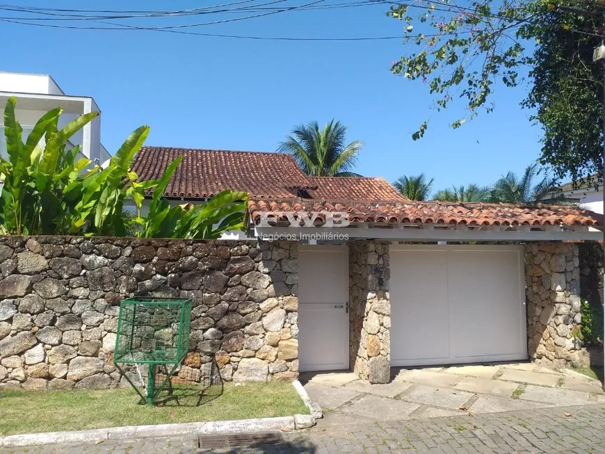 Foto 1 de Casa de Condomínio com 4 Quartos à venda, 980m² em Praia da Ribeira Cunhambebe, Angra dos Reis