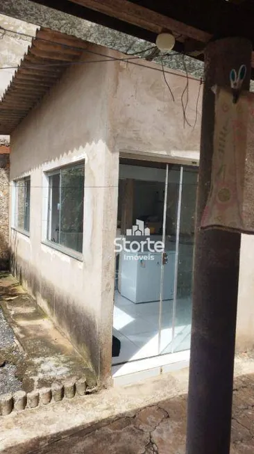 Foto 1 de Casa com 2 Quartos à venda, 250m² em Jardim Sucupira, Uberlândia