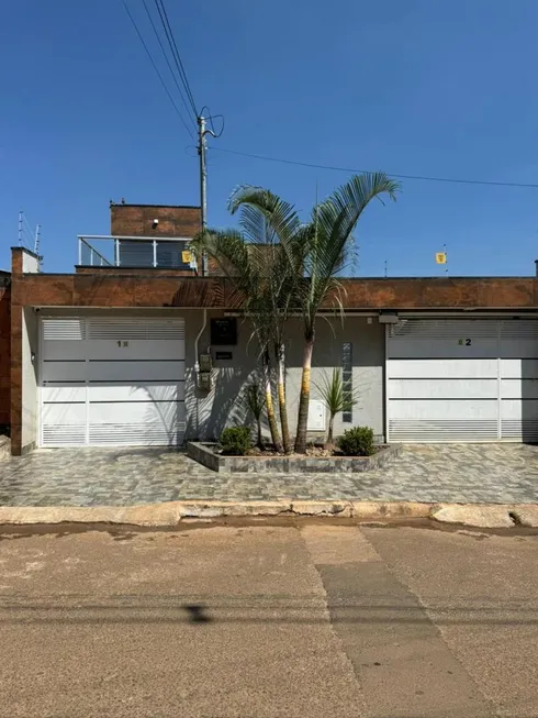 Foto 1 de Casa com 3 Quartos à venda, 120m² em Parque da Barragem Setor 05, Águas Lindas de Goiás
