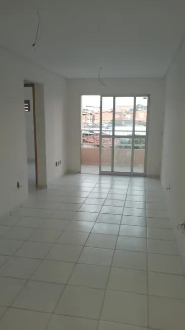 Foto 1 de Apartamento com 2 Quartos à venda, 60m² em Jardim Atlântico, Olinda