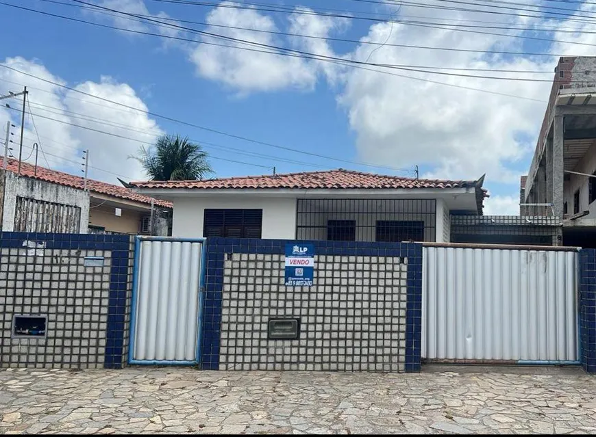 Foto 1 de Casa com 4 Quartos à venda, 170m² em Cristo Redentor, João Pessoa