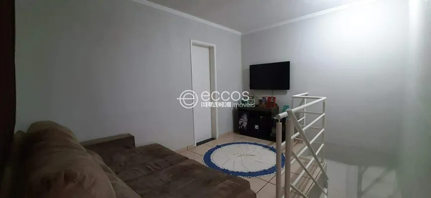 Foto 1 de Cobertura com 3 Quartos à venda, 97m² em Jardim Finotti, Uberlândia