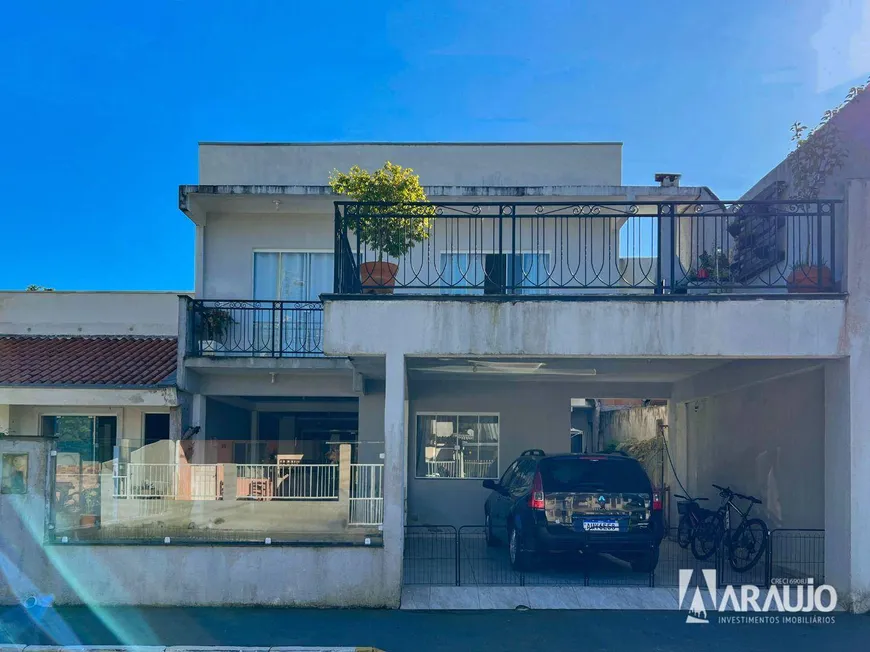 Foto 1 de Casa de Condomínio com 4 Quartos à venda, 260m² em Dom Bosco, Itajaí