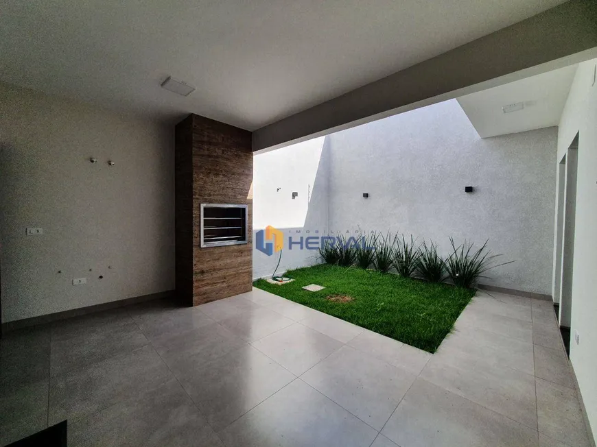 Foto 1 de Casa com 3 Quartos à venda, 170m² em Jardim Espanha, Maringá