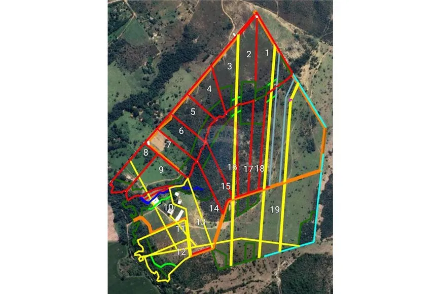 Foto 1 de Fazenda/Sítio à venda, 37804m² em Centro, Santo Antônio do Descoberto