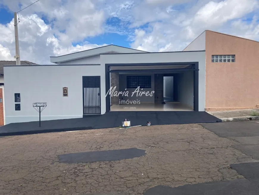 Foto 1 de Casa com 2 Quartos à venda, 90m² em Vila Rancho Velho, São Carlos