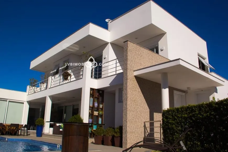 Foto 1 de Casa com 4 Quartos à venda, 548m² em Jurerê, Florianópolis