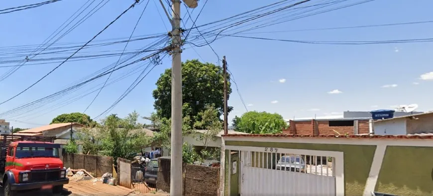 Foto 1 de Casa com 2 Quartos à venda, 70m² em Tubalina, Uberlândia