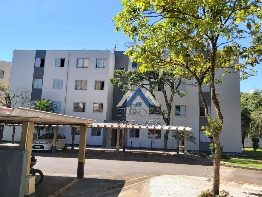 Foto 1 de Apartamento com 3 Quartos à venda, 61m² em Vitoria Regia, Londrina