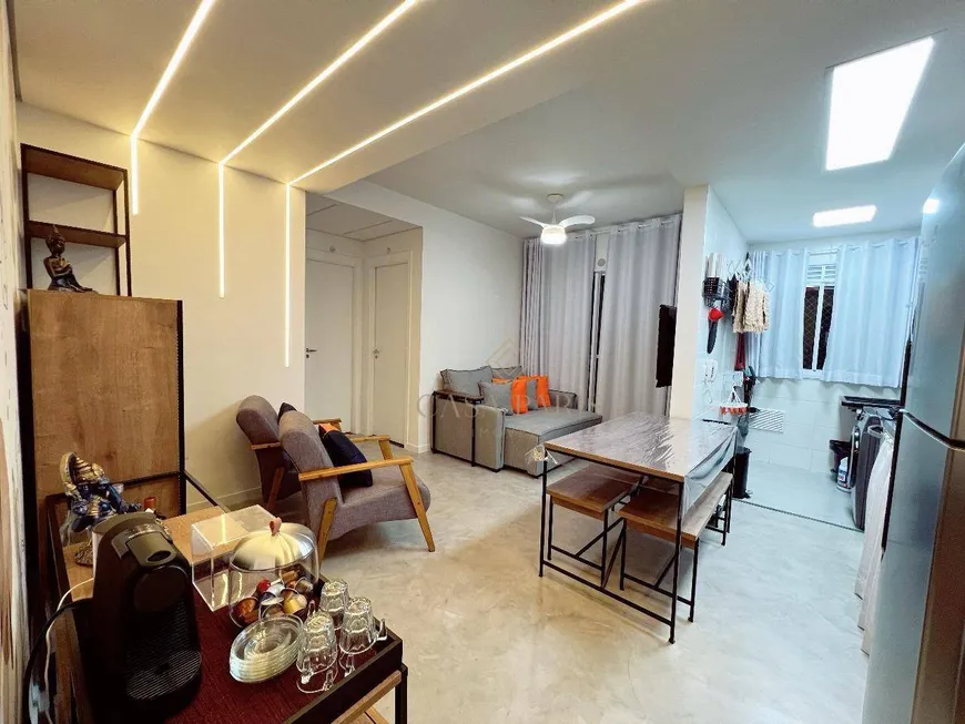 Foto 1 de Apartamento com 2 Quartos à venda, 55m² em Cidade Ocian, Praia Grande