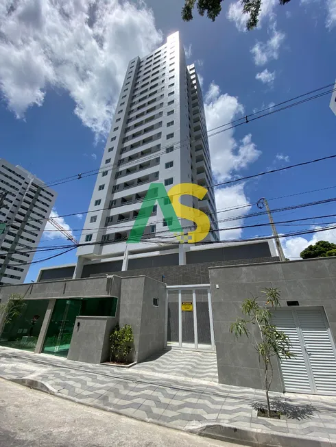 Foto 1 de Apartamento com 3 Quartos à venda, 60m² em Madalena, Recife