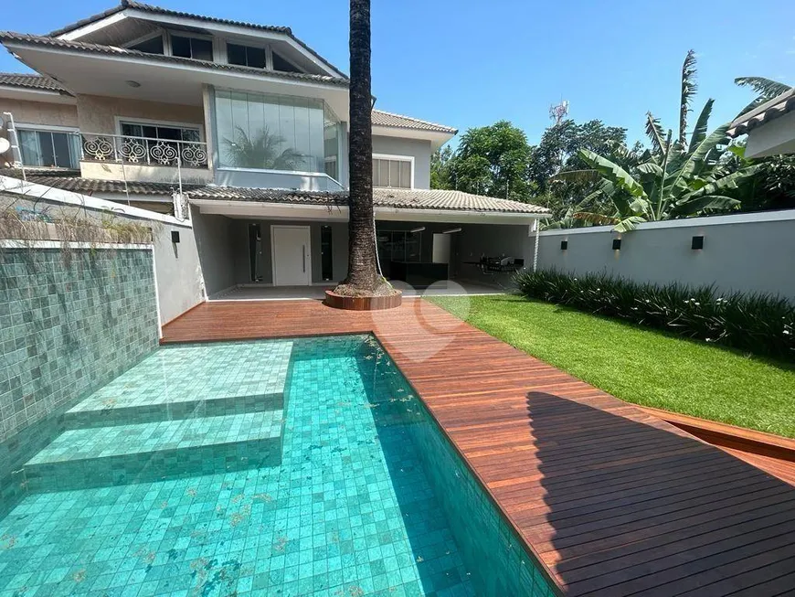 Foto 1 de Casa de Condomínio com 3 Quartos à venda, 362m² em Barra da Tijuca, Rio de Janeiro