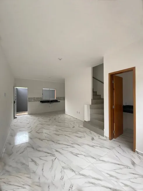 Foto 1 de Casa de Condomínio com 2 Quartos à venda, 70m² em Vila São Paulo, Mogi das Cruzes