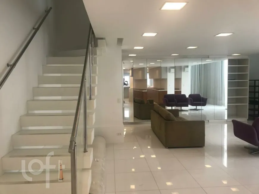 Foto 1 de Apartamento com 3 Quartos à venda, 185m² em Itaim Bibi, São Paulo