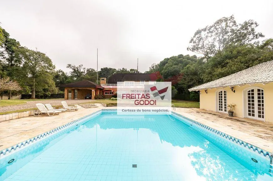Foto 1 de Casa com 7 Quartos para alugar, 800m² em Santa Cândida, Curitiba