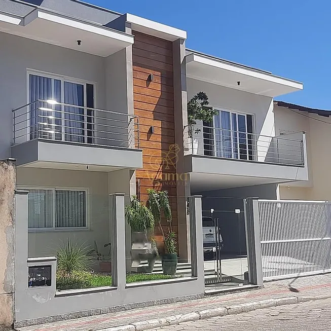 Foto 1 de Casa com 3 Quartos à venda, 350m² em Sao Judas, Itajaí