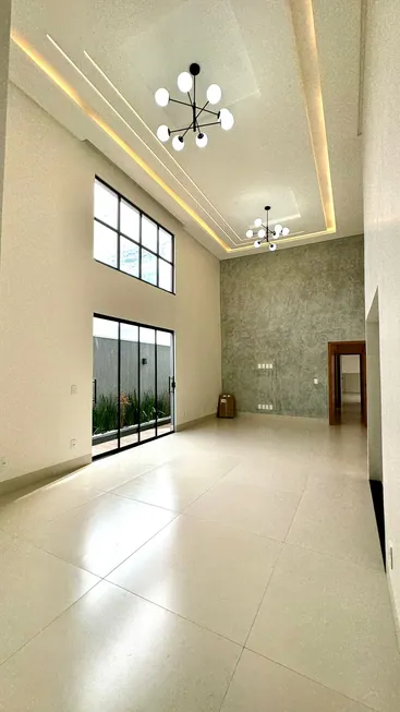 Foto 1 de Casa de Condomínio com 4 Quartos à venda, 195m² em Residencial Condomínio Jardim Veneza, Senador Canedo
