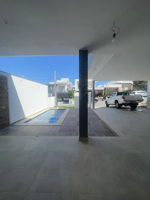 Foto 1 de Casa de Condomínio com 3 Quartos à venda, 231m² em Lagoa, Macaé