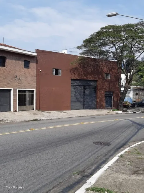 Foto 1 de Galpão/Depósito/Armazém à venda, 1100m² em Vila Ipojuca, São Paulo