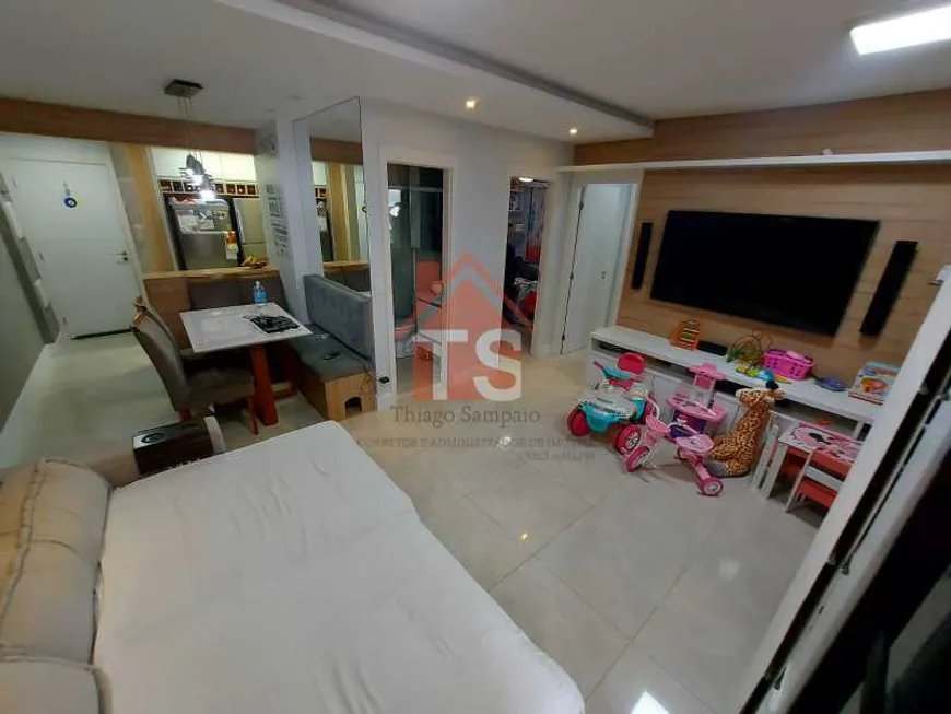 Foto 1 de Apartamento com 3 Quartos à venda, 66m² em Pilares, Rio de Janeiro