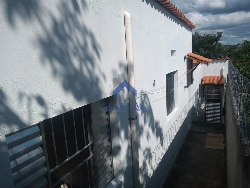 Foto 1 de Casa com 5 Quartos à venda, 225m² em Chácara Florida, Taubaté