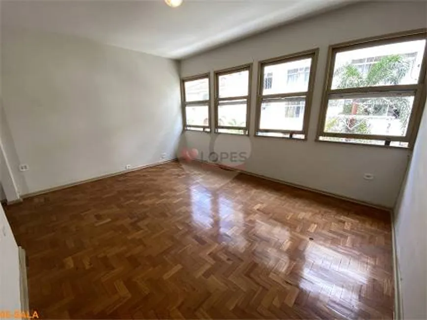 Foto 1 de Apartamento com 3 Quartos à venda, 105m² em Lagoa, Rio de Janeiro