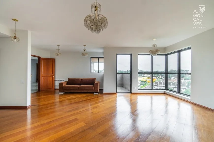 Foto 1 de Apartamento com 4 Quartos à venda, 220m² em Champagnat, Curitiba