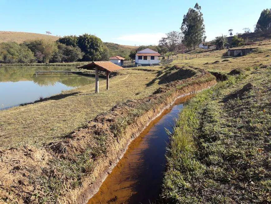 Foto 1 de Fazenda/Sítio com 9 Quartos à venda, 1350m² em , São Tiago