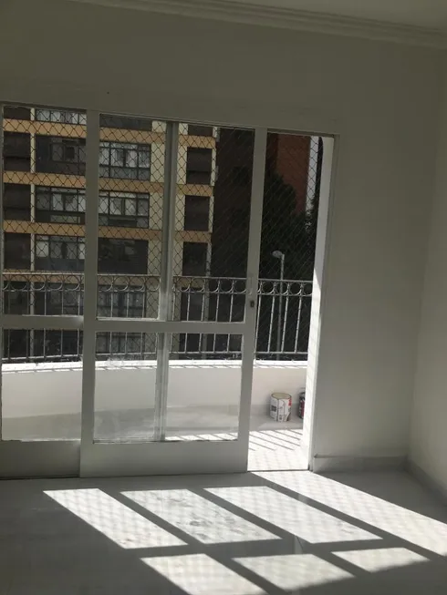 Foto 1 de Apartamento com 4 Quartos para alugar, 110m² em Bela Vista, São Paulo