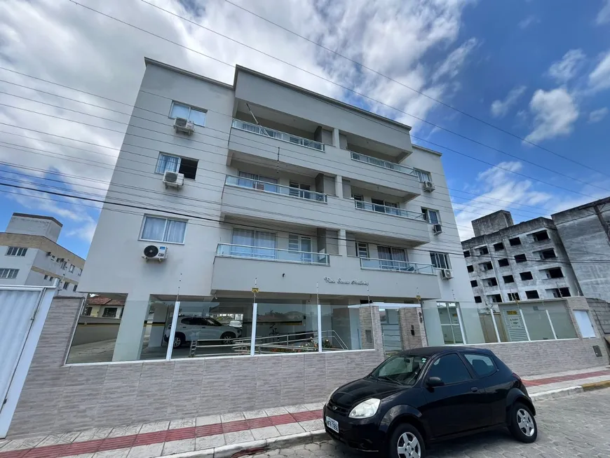 Foto 1 de Apartamento com 1 Quarto à venda, 65m² em Rio Caveiras, Biguaçu