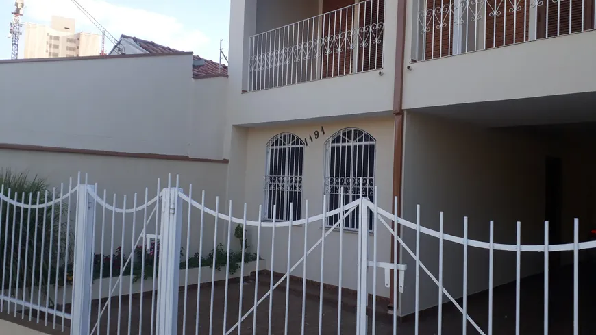 Foto 1 de Casa com 3 Quartos à venda, 158m² em Vila Galvao, Jundiaí