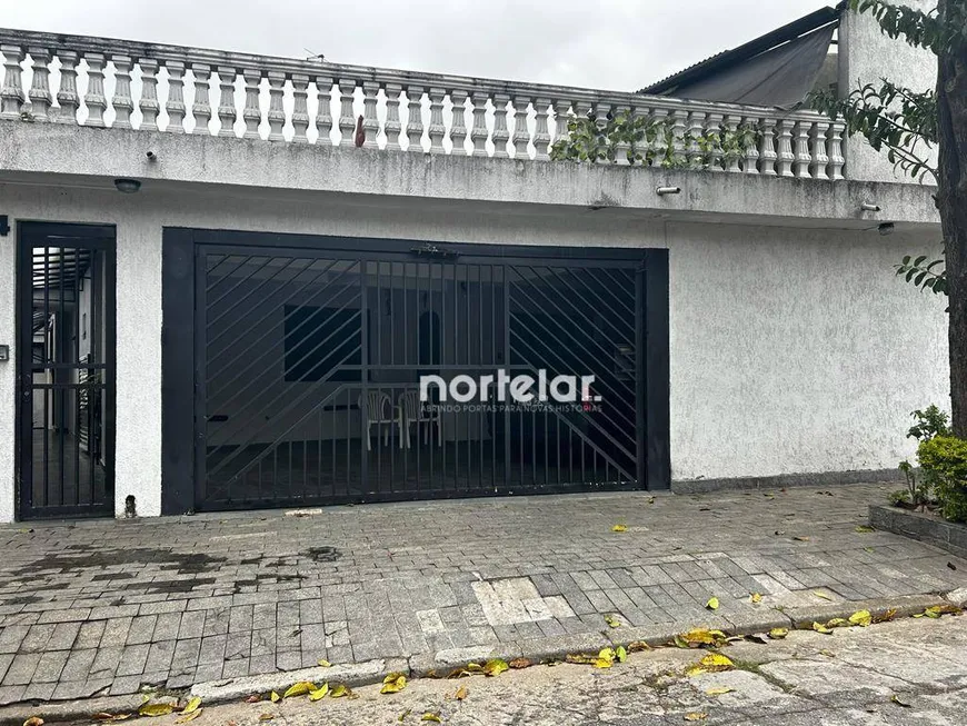 Foto 1 de Casa com 3 Quartos à venda, 170m² em Chácara Inglesa, São Paulo