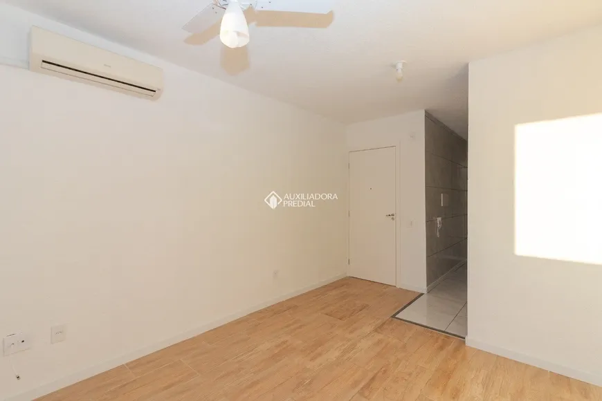 Foto 1 de Apartamento com 2 Quartos à venda, 40m² em Mário Quintana, Porto Alegre