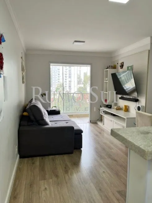 Foto 1 de Apartamento com 3 Quartos à venda, 68m² em Morumbi, São Paulo