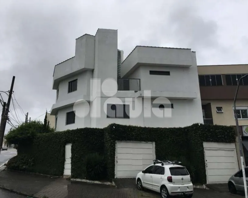 Foto 1 de Sobrado com 3 Quartos à venda, 320m² em Vila Scarpelli, Santo André