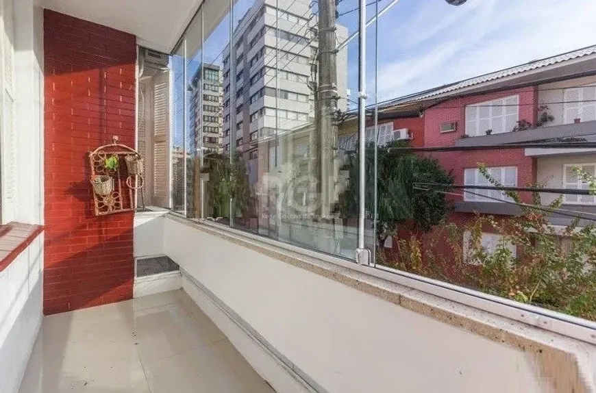 Foto 1 de Apartamento com 2 Quartos à venda, 74m² em Menino Deus, Porto Alegre