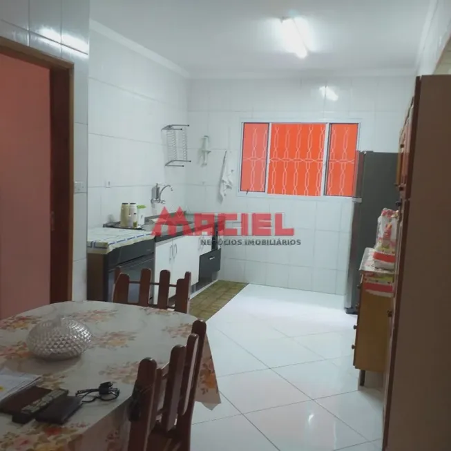 Foto 1 de Casa com 2 Quartos à venda, 87m² em Jardim Motorama, São José dos Campos