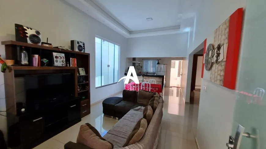 Foto 1 de Casa com 5 Quartos à venda, 70m² em Jardim Europa, Uberlândia