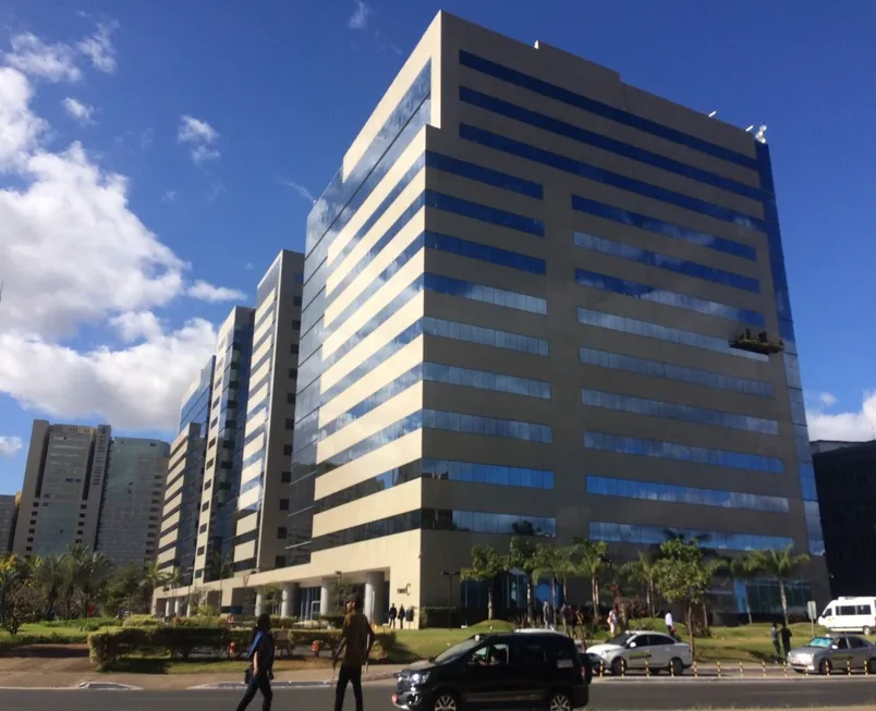 Foto 1 de Sala Comercial para alugar, 180m² em Asa Sul, Brasília