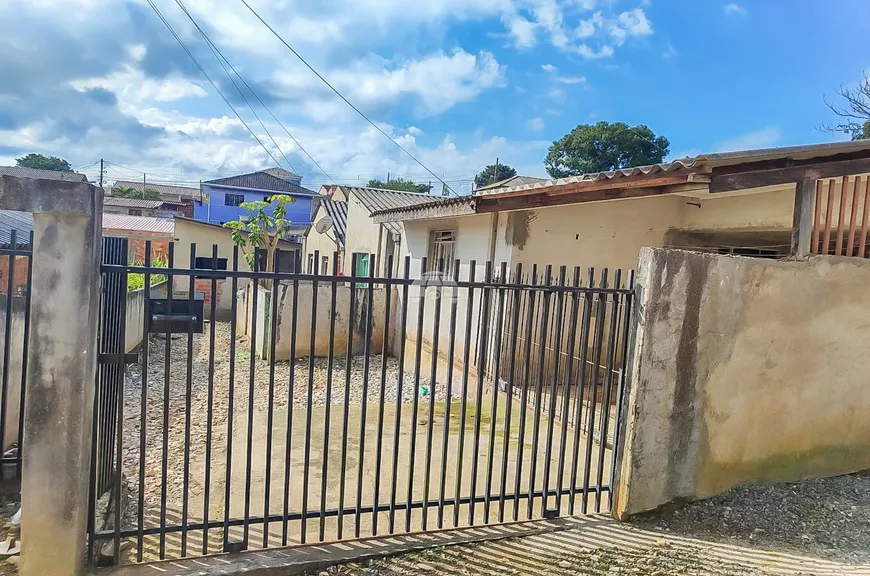 Foto 1 de Casa com 4 Quartos à venda, 60m² em Monte Castelo, Colombo