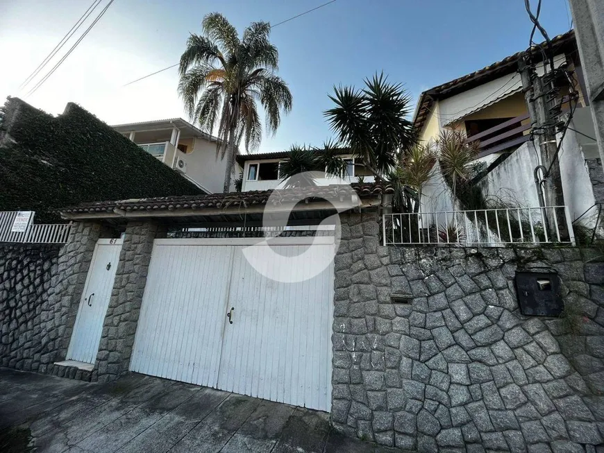 Foto 1 de Casa com 5 Quartos à venda, 420m² em São Francisco, Niterói