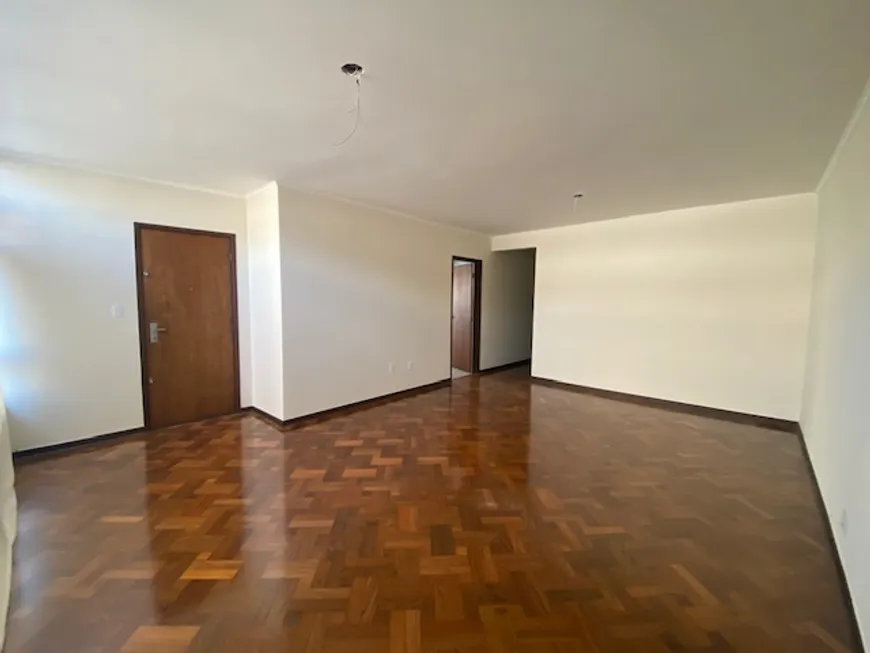 Foto 1 de Apartamento com 3 Quartos para alugar, 150m² em Vila Romana, São Paulo