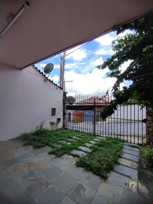 Foto 1 de Casa com 6 Quartos à venda, 360m² em Carlos Prates, Belo Horizonte