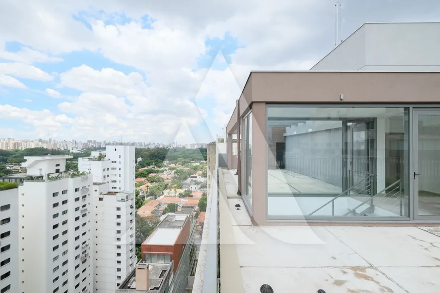 Foto 1 de Cobertura com 2 Quartos à venda, 302m² em Vila Nova Conceição, São Paulo