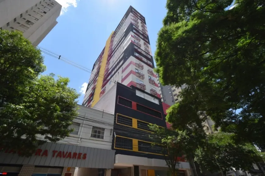 Foto 1 de Apartamento com 2 Quartos à venda, 52m² em Zona 01, Maringá