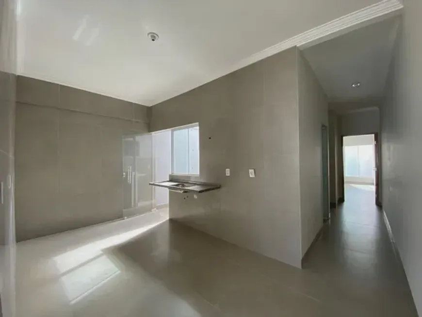 Foto 1 de Casa com 2 Quartos à venda, 68m² em Jardim Brasília, Uberlândia