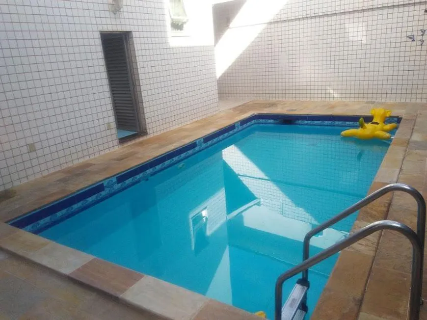 Foto 1 de Sobrado com 5 Quartos para alugar, 300m² em Ponta da Praia, Santos